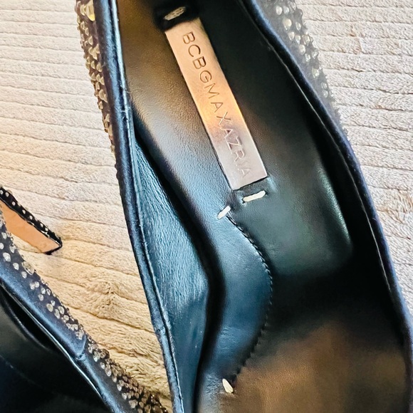 BCBGMAXAZARIA Black Satin & Champagne Rhinestone Round Toe 1"Platform Stilettos - Picture 7 of 9